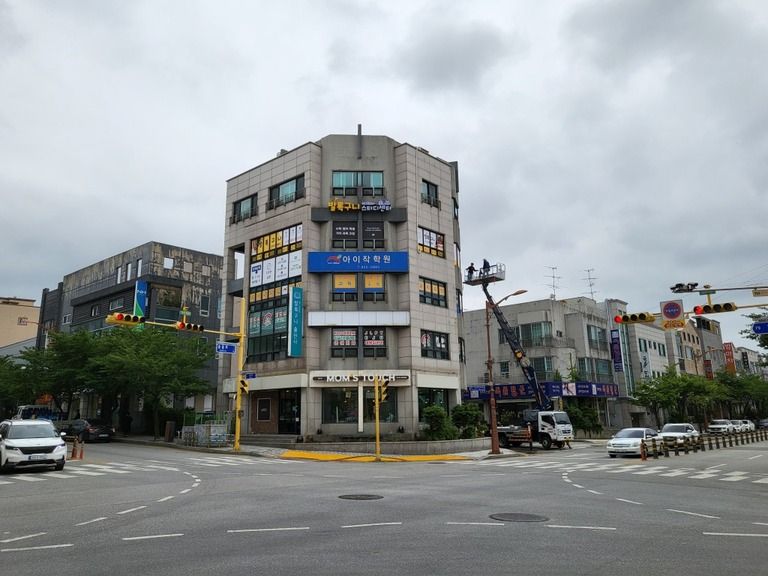 채널간과 돌출간판 썬팅
